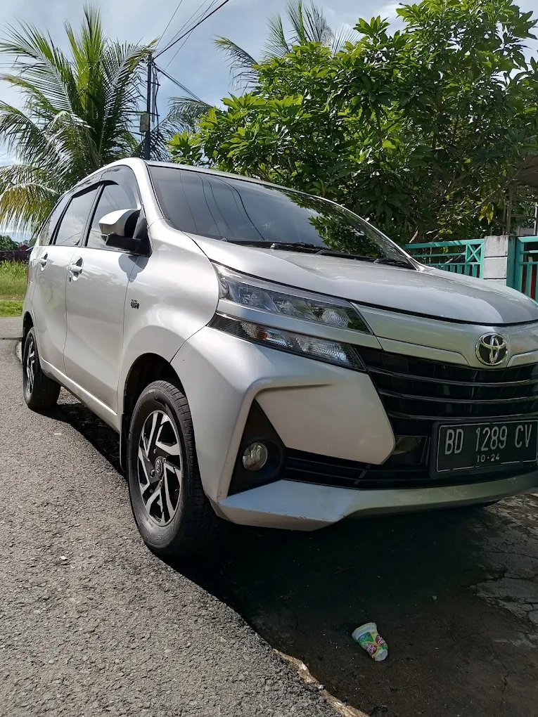 Galeri Raka Rent Car